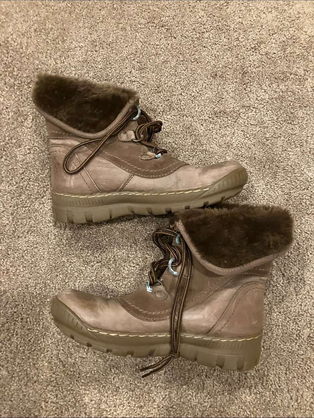 BareTraps Brown leather Faux Fur Lined Lace-Up Winter Ankle Boots